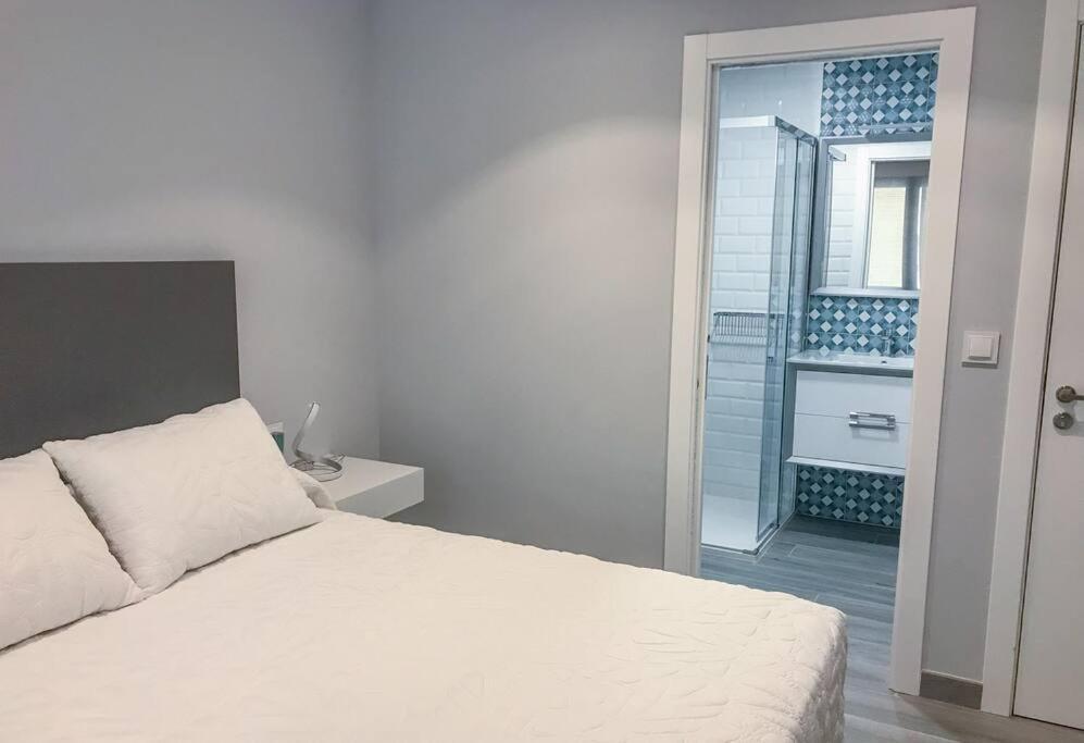 Sakura Homes Ponferrada Centro 8 Plazas Dış mekan fotoğraf